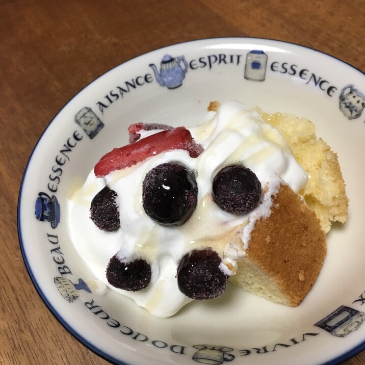 シフォンケーキ ベリーとクリーム添え レシピ 作り方 By Mayu 12 楽天レシピ シフォンケーキ ベリーとクリーム添え レシピ 作り方 By Mayu 12 楽天レシピ